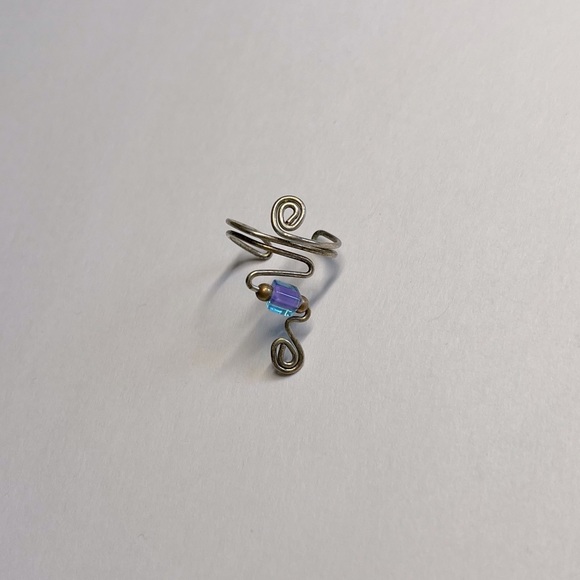 🧜♀️ Mermaid Ear Cuffs 🧜♀️ - Picture 2 of 3